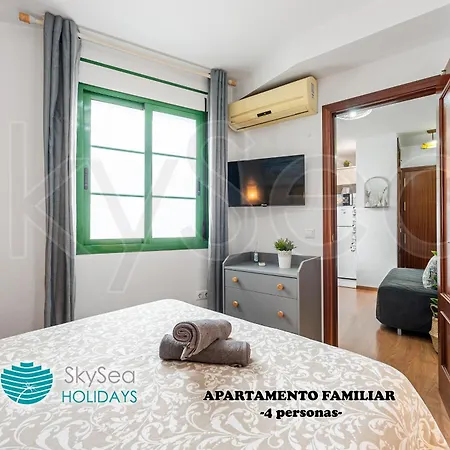 Skysea Holidays Centro Frente Al Rio Malaga