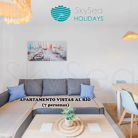 Skysea Holidays Centro Frente Al Rio *