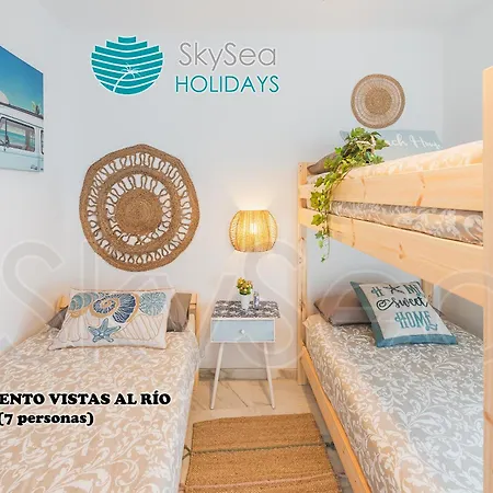 Skysea Holidays Centro Frente Al Rio * Malaga